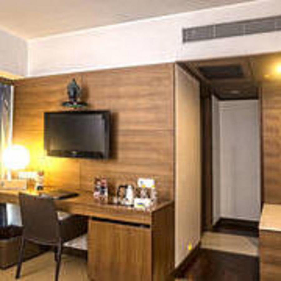 Yogi Executive, Navi Mumbai Hotel Buitenkant foto